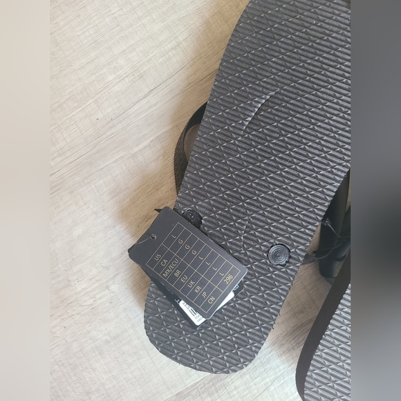 New Men's size striped beach Large slipper - Picture 4 of 4